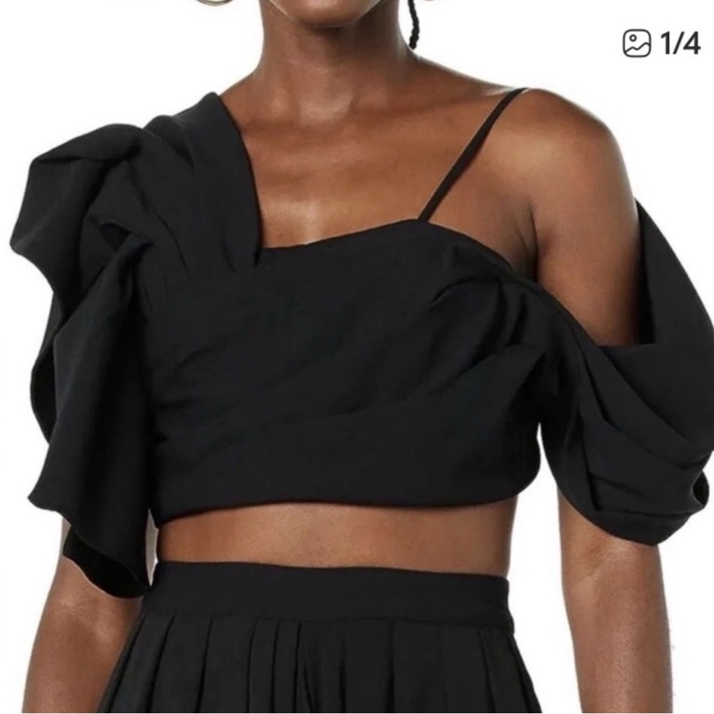 Making The Cut Black Detail Cropped Top